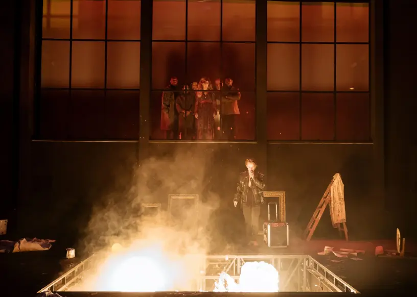 THE COMPANY OF BOTTICELLI IN THE FIRE; PHOTO BY HAMPSTEAD THEATRE (UK) 1