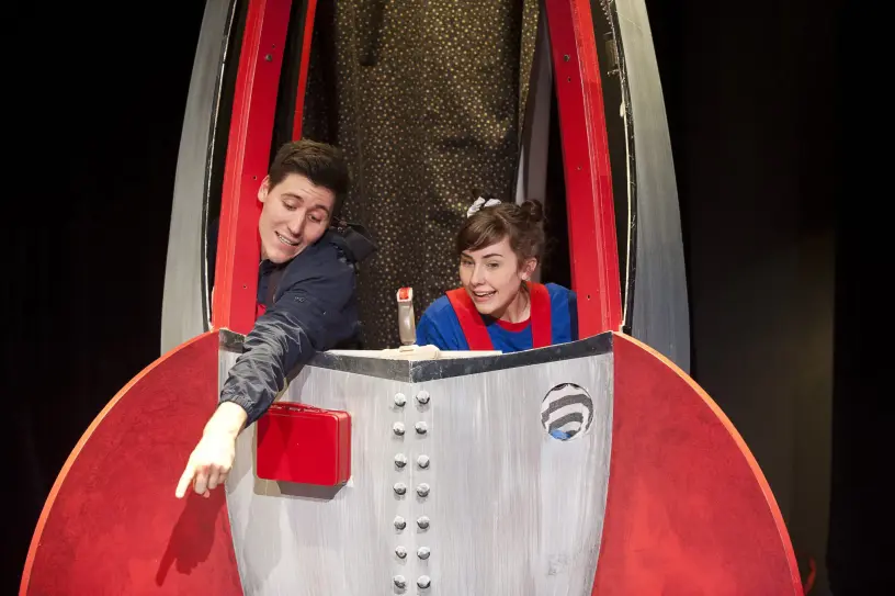 Dominic Duchesne and Lauren Jackson in Extra Celeste at Theatre de La Seizieme, Photo by Emily Cooper